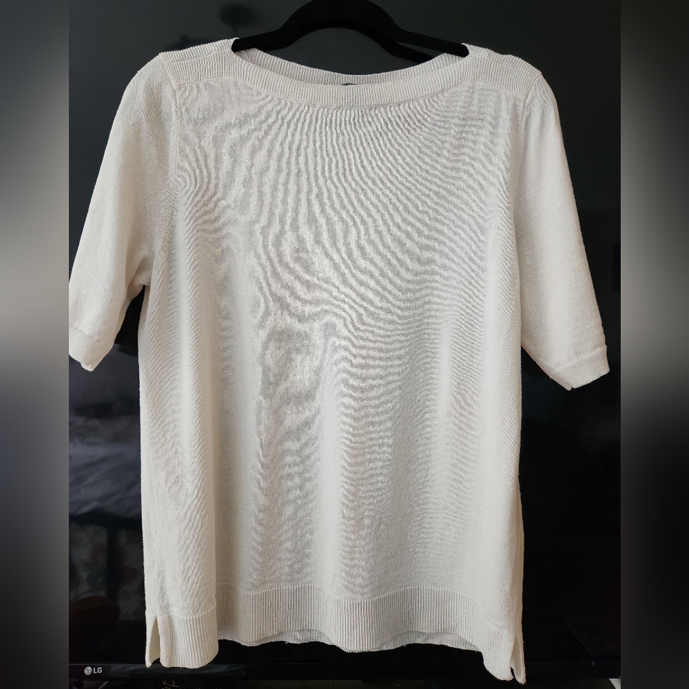 Ann Taylor Cream Short Sleeve Top Medium